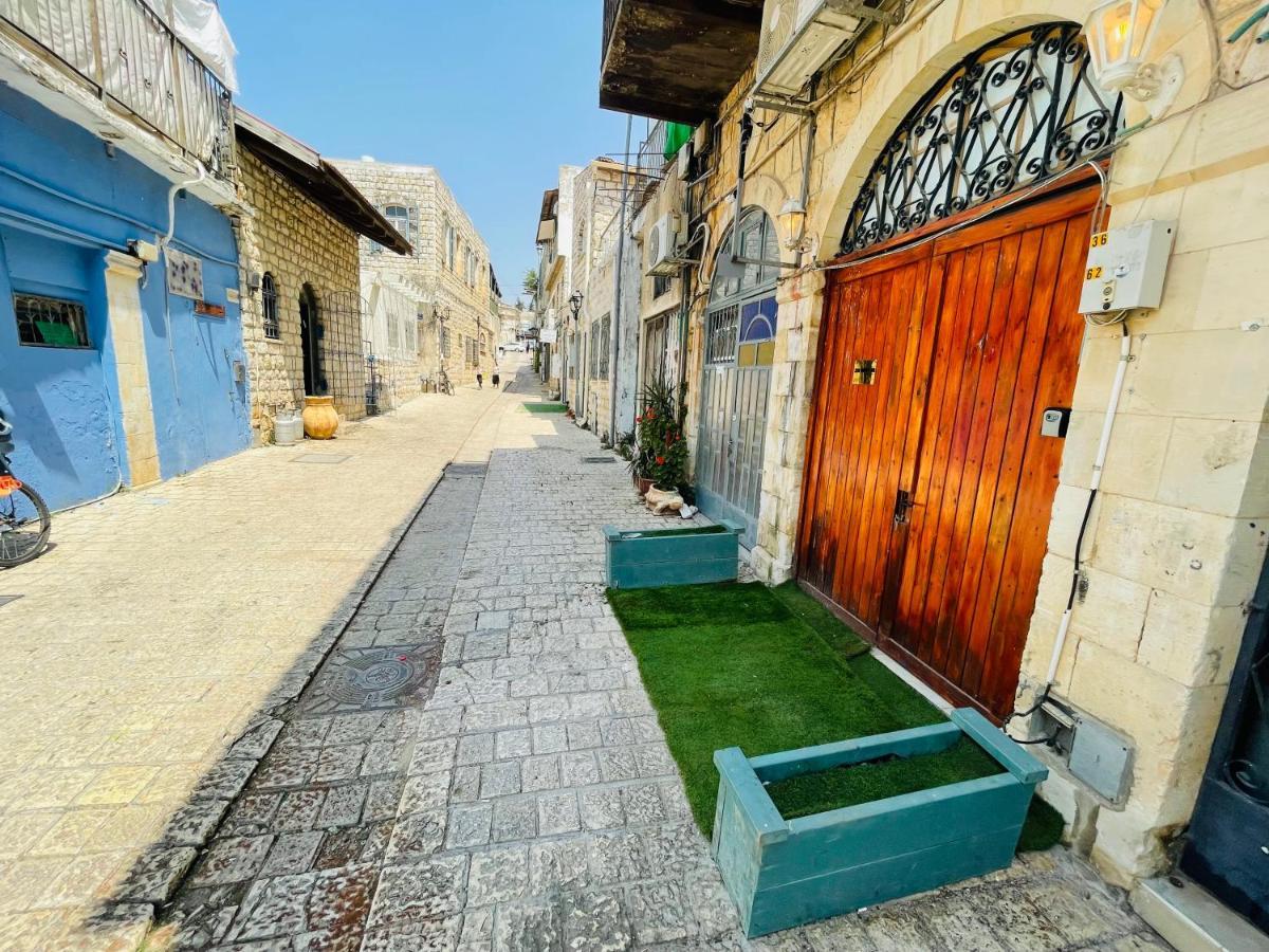 Zimmer In Old City Rosh Pinna Exterior foto